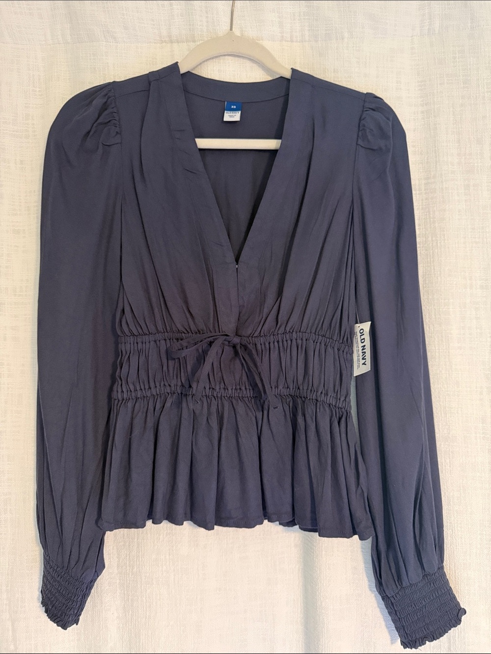 Old Navy Women's Long-Sleeve Smocked Waist V-Neck Top - Navy